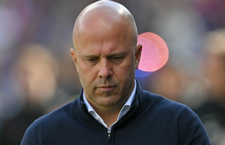 ރެފްރީ ބޭނުންވީ ސަޕޯޓަރުންގެ އަޑަށް ނުގުޑާނެކަންދައްކަން