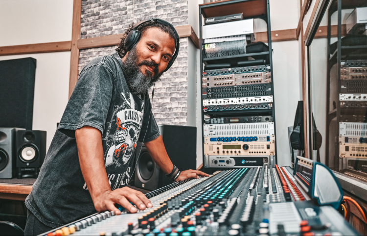 އައްޑޮ އަށް އައު ފެށުމެއް އެކަމަކު ފުރަތަމަ، ބޭހުގެ ވާހަކަ