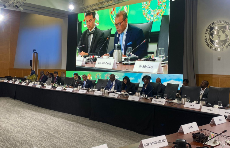 މާލީއެހީ އަވަސްކޮށްދިނުމަށް ކުދި ގައުމުތަކުން ގޮވާލައިފި