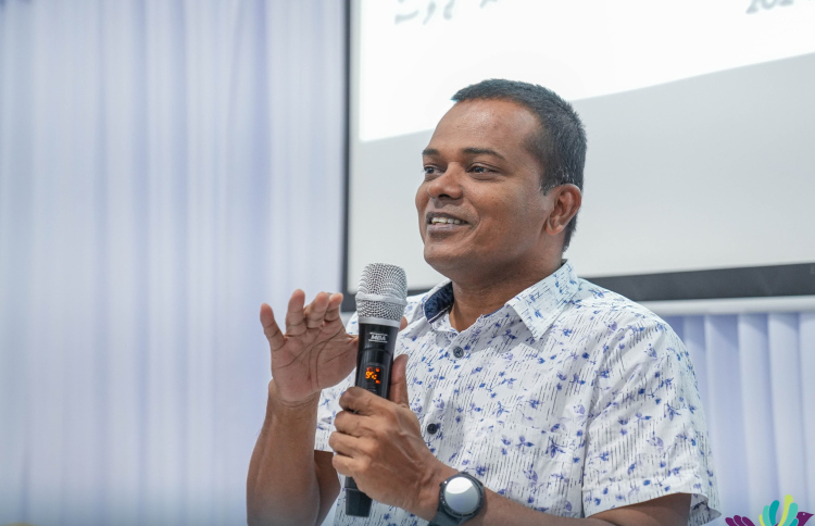 "ވަރުބައްޔެއް ނުވޭ، ބޭނުމީ އައްޑޫ މީހުންގެ ހިއްސާ"