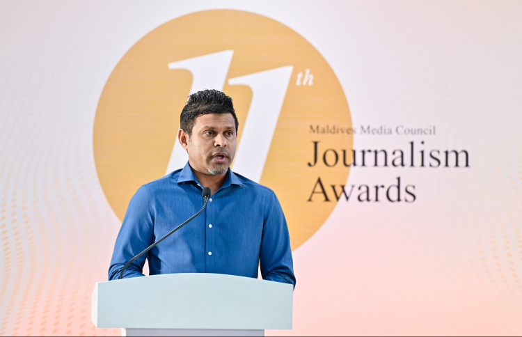 "ނޫސްވެރިންނަށް ދުލާއި ގަލަމުގެ މިނިވަންކަން ދޭނަން"
