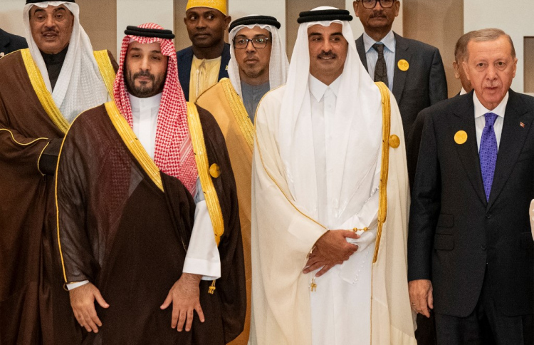 ސައޫދީ ސަމިޓް: ސުލްހަ އޮތީ ފަލަސްތީނު މިނިވަން ވެގެން