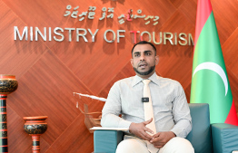 ޓޫރިޒަމް މިނިސްޓަރު ފައިސަލް: އޭނާ މިއަދު ވަނީ މަގާމުން ވަކިކުރައްވާފައި. -- ފޮޓޯ| މިހާރު