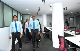 President visiting Development Bank of Maldives following it's inauguration -- Photo: President's Office