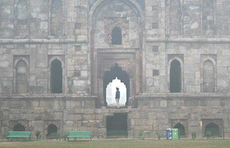 ދިއްލީގެ ނަން އިންދްރަޕްރަސްތާ އަށް ބަދަލުކުރަން އެދެފި