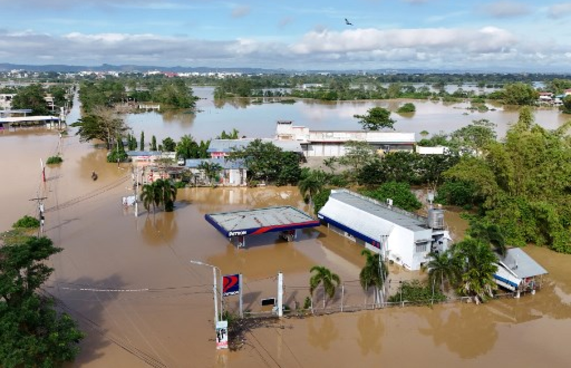 މޫސުމީ ބަދަލުގެ ހޫނުގައި ފިހެވި ފެނު އަޑިއަށް!