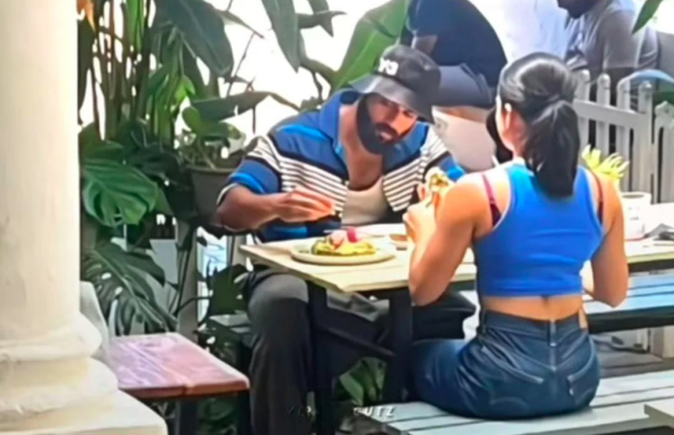 ވިޖޭ އާއި ރަޝްމިކާ "ސިއްރުން" މެންދުރުގެ ކެއުމަކަށް