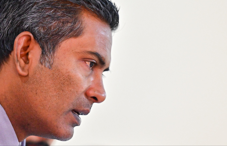 ފަޒުލްގެ ގެއިން ފެނުނު ފައިސާ އަނބުރާ ހަވާލުކޮށްފި