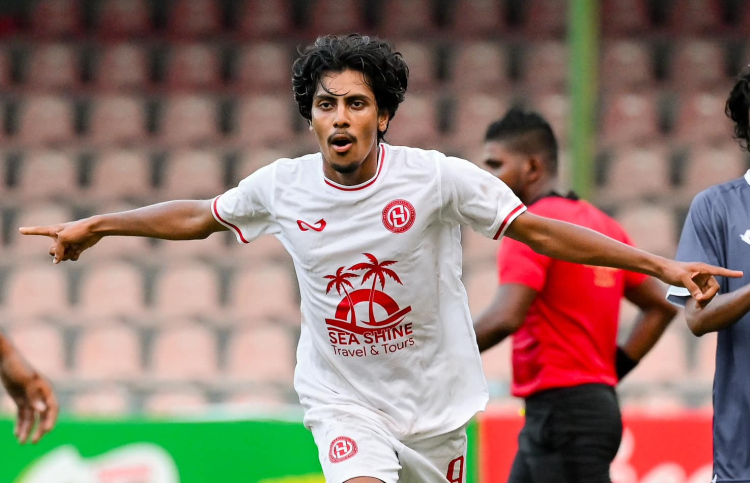 ޒަމާންތަކަކަށް ފަހު ހުރަޔަށް އަލުން ފުޓްބޯޅައިގެ ރޫހު