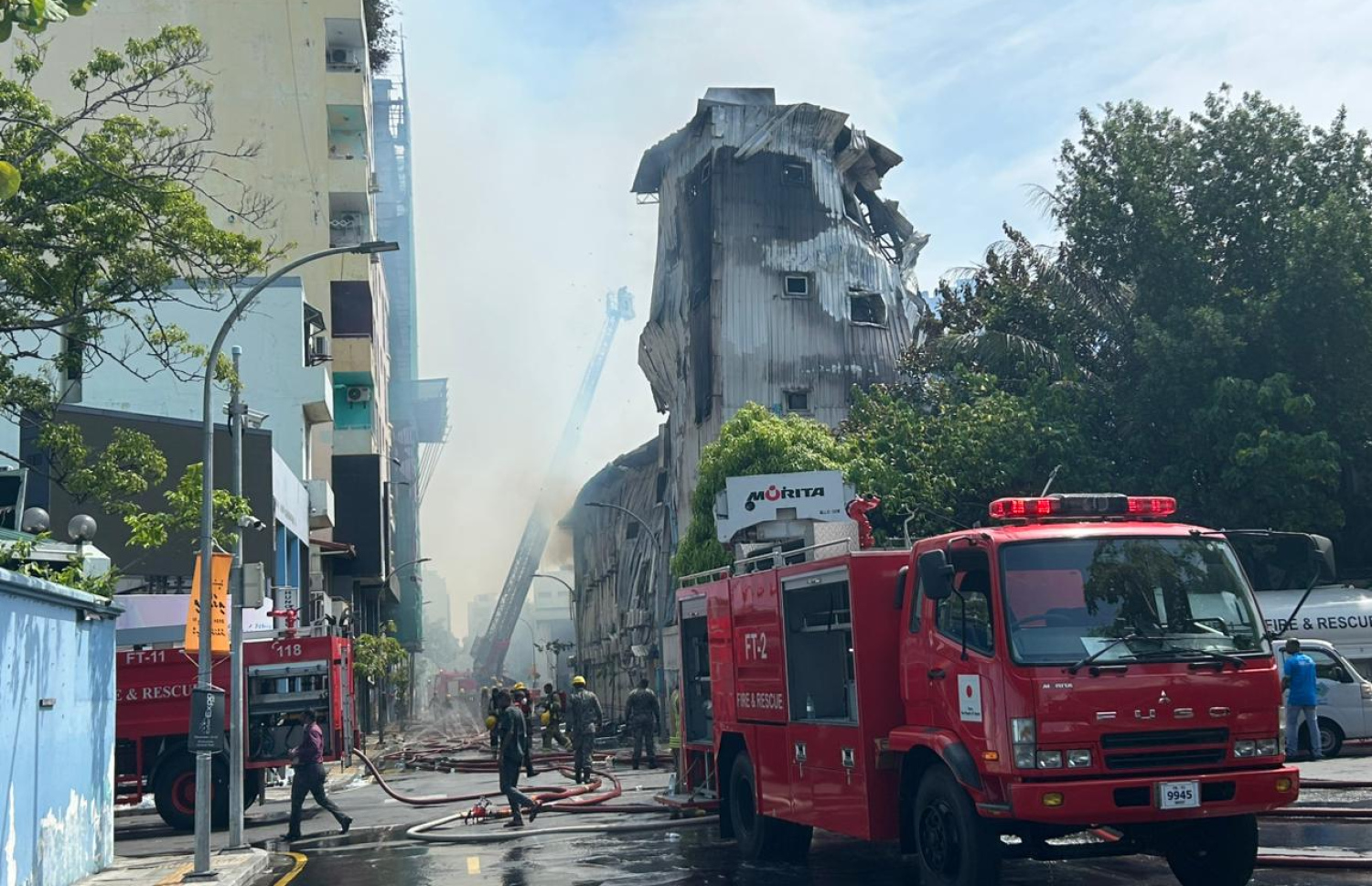 ހައުސިން މިނިސްޓްރީ ހިންގާ އިމާރާތުގައި ރޯވެ އަނދައި ހުލިވެފައި