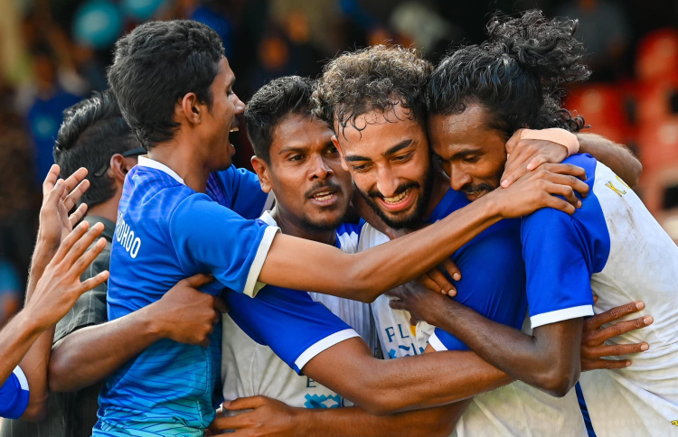 ގުރައިދޫން ނުކުންނަނީ އަތޮޅުތެރޭގެ ފުޓްބޯޅައަށްޓަކައި!