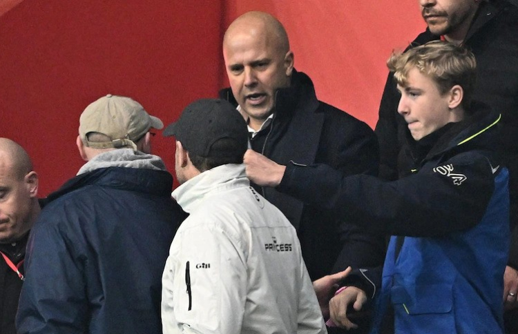 ހުރިހާ ތައްޓަކަށް ވާދަކުރަން ބޭނުން: ސްލޮޓް