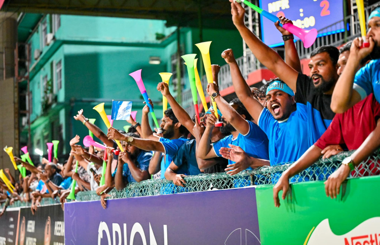 ގޯލްޑް ކަޕްގެ ހިނިތުންވުމާއެކު، ދޫނުދީ ފޯރި ދިރުވަންވީ