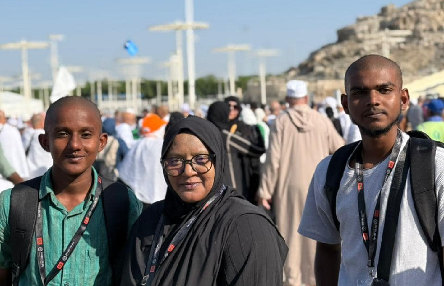 ދިވެހިން އުމްރާ އަޅުކަމުގައި-- ފޮޓޯ: ގިބްލަ ހައްޖު އެންޑް އުމްރާ