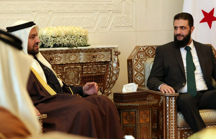 ސީރިއާއާ ދެކޮޅު ފިޔަވަޅުތައް އުވާލަންޖެހޭ: ގަތަރު