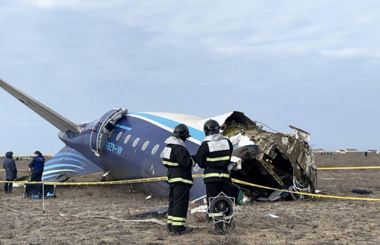 އަޒަރްބައިޖާންގެ މަތިންދާބޯޓެއް ވެއްޓި 38 މީހުން މަރު