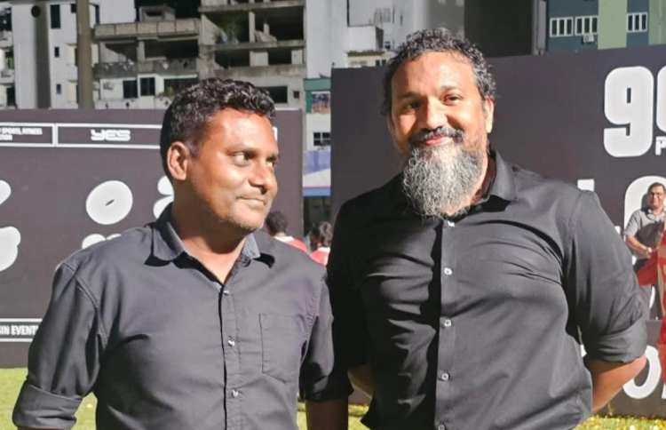 އަޑިއަޅާލަމުން ދިޔަ ފުޓްބޯޅަ ބަދަލުކޮށްލި ދެ ކޯޗުން