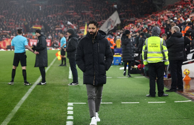 ލިވަޕޫލް އަތުން ޕޮއިންޓެއް ލިބުނަސް އަމޯރިމް ދެރަވެފައި