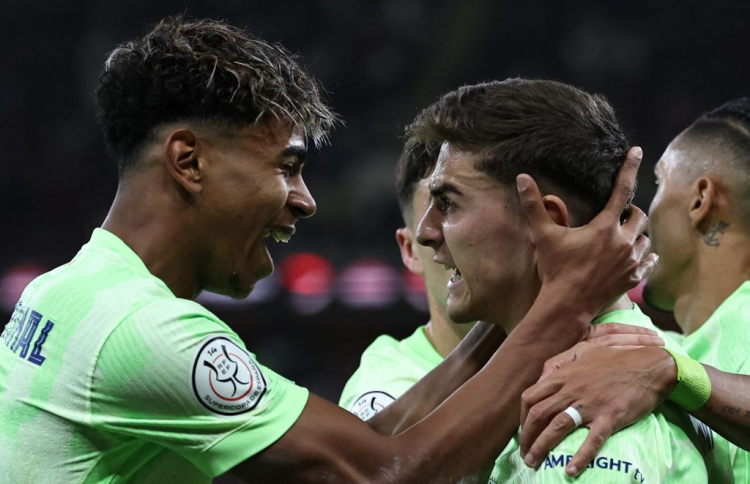 ގަވީ އާއި ޔަމާލްގެ ލަނޑުތަކުން ބާސާ ފައިނަލަށް