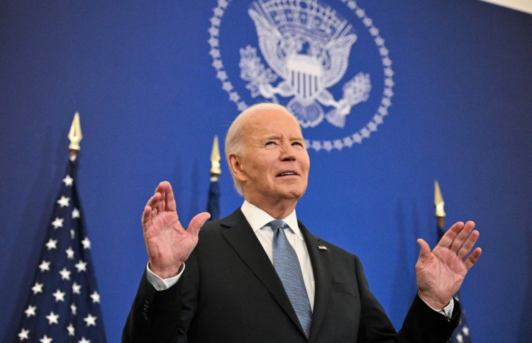 އެމެރިކާގެ ކުރިއަށް ޗައިނާއަކަށް ނޭރޭނެ: ބައިޑެން