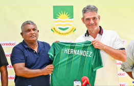 Maziya's new coach Luisma Hernandez being handed his jersey -- Photo: Fayaz Moosa