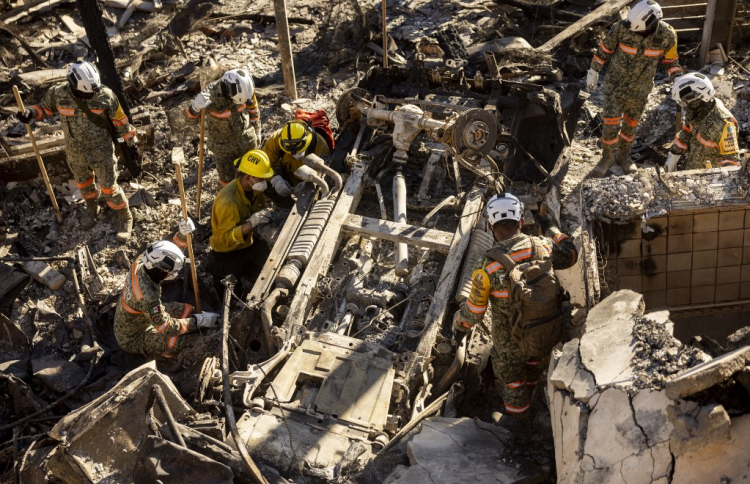 އެލްއޭ އަލިފާން: މަރުވި އަދަދު 25 އަށް އަރައިފި