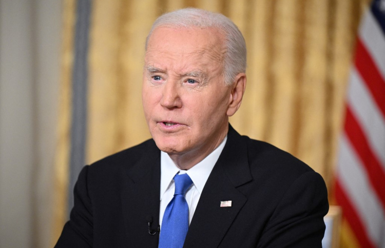 ބައިޑެންއަށް ކެންސަރު ޖެހި ކަށިތަކަށް ފެތުރިފައި