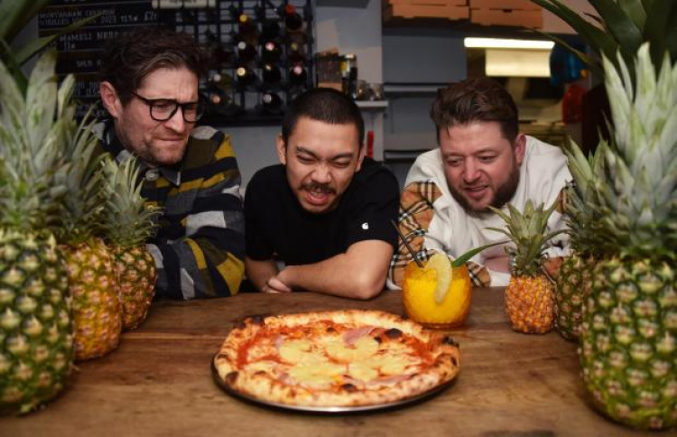 އަލަނާސި-ޕިއްޒާގެ ބަހުސް އަނެއްކާ ފެށިއްޖެ