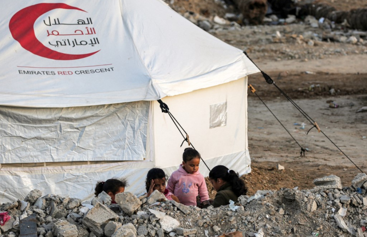 ޣައްޒާއާ ގުޅޭ ގޮތުން އަރަބިންގެ ސިއްރު ބައްދަލުވުމެއް