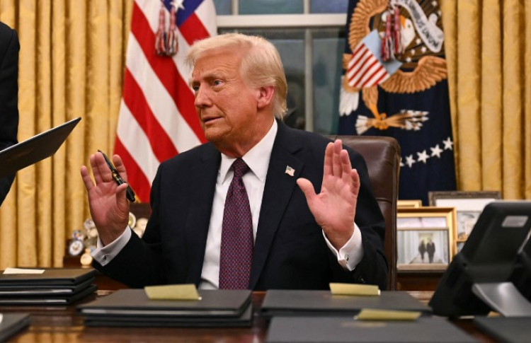 އިންޑިއާގެ މުދަލުން އެމެރިކާއިން 50 ޕަސެންޓް ޓެރިފް