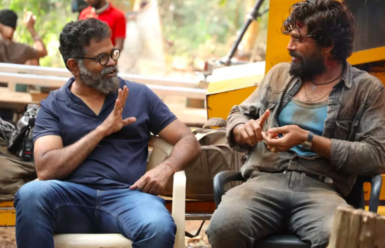 "ޕުޝްޕާ"ގެ ޑައިރެކްޓަރުގެ ގެއަށް ޓެކްސް އޮފިސަރުން