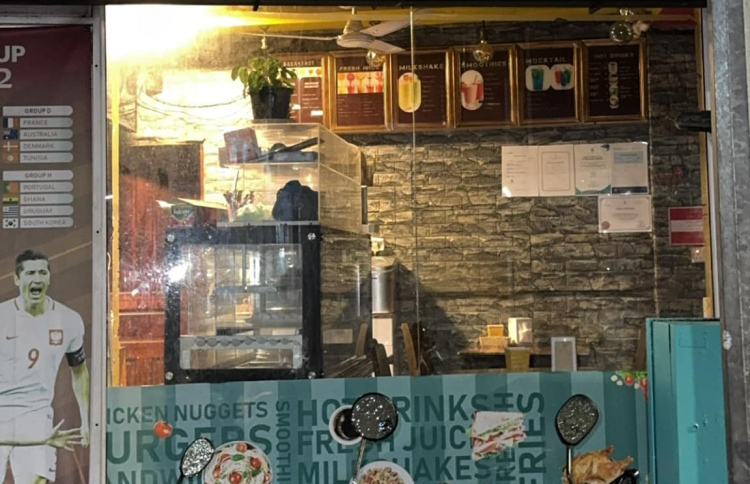 މީދާ ފެނުނު ކެފޭ ހިންގަން އަލުން ހުއްދަ ދީފި