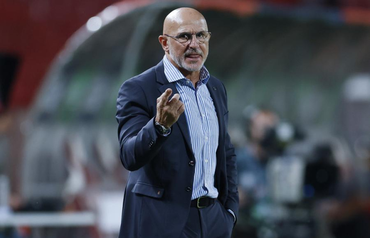 ޔޫރޯގެ ނިޔަލަށް ލަފުއެންޓޭ މަގާމުގައި ދެމިހުންނާނެ