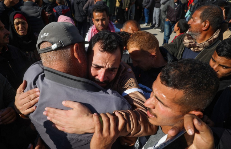 އިޒްރޭލުން ފަލަސްތީނުގެ ގައިދީން މިނިވަނެއް ނުކުރި