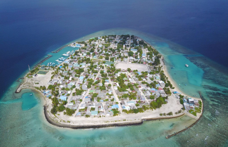 މަޑުއްވަރިއަށް އުފުލަންދޫ އަދި މީދު އަށް ތާވަތާ ދީފި