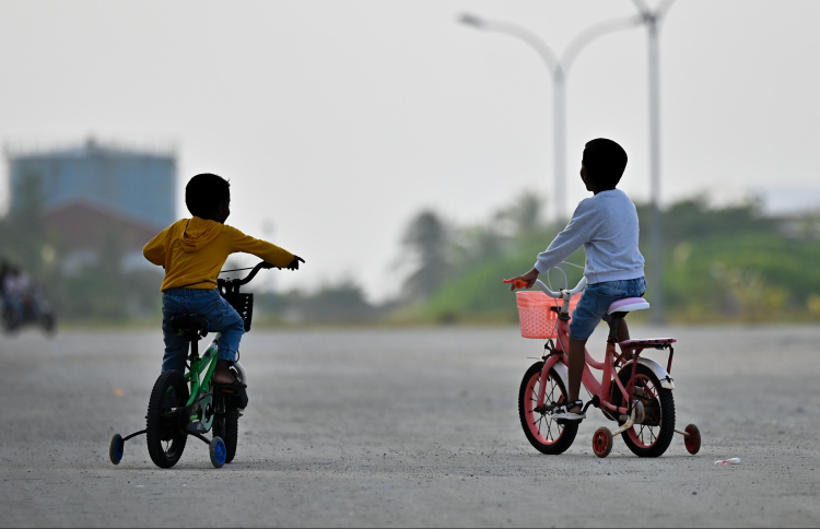 ބޮޑު ހިތްހަމަޖެހުމެއް، ފޮސްޓާކުރާ މީހުން ގިނަވަނީ