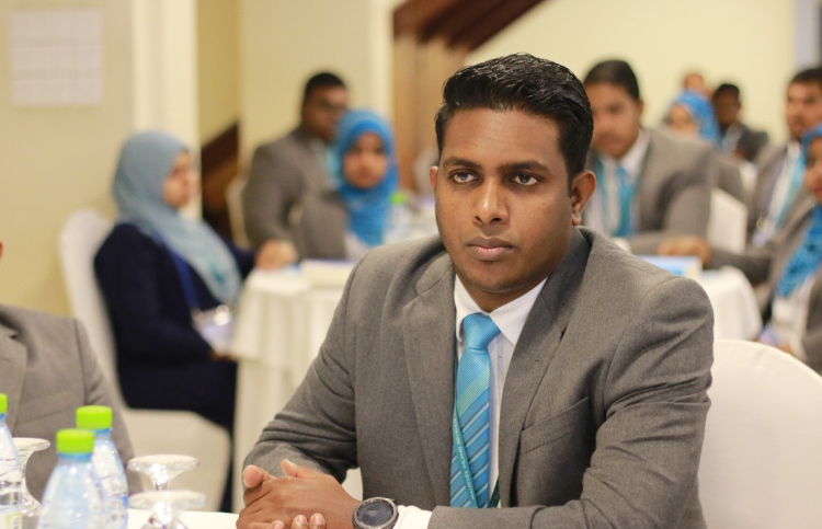 ނޯމަލައިޒޭޝަން ކޮމިޓީން އަހްމަދު އިސްތިއުފާ ދީފި