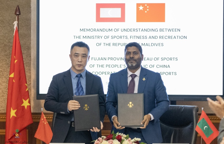 ސްޕޯޓްސް މެޑިސިން މީހުން ތަމްރީންކުރަން ޗައިނާގެ އެހީ