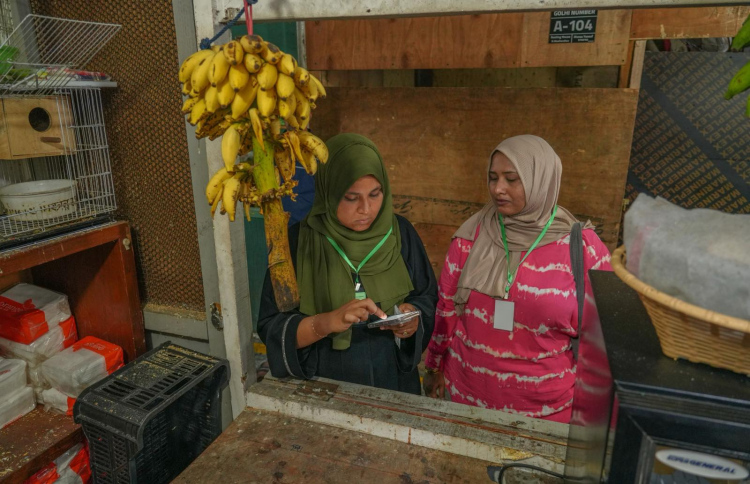 ކާބޯތަކެތި ވިއްކާ ތަންތަނުގެ ބޮޑު އިންސްޕެކްޝަނެއް