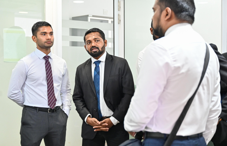 ކަންބޮޑުވުންތަކާ އެކު ވަކީލުން ޖޭއެސްސީ އަށް