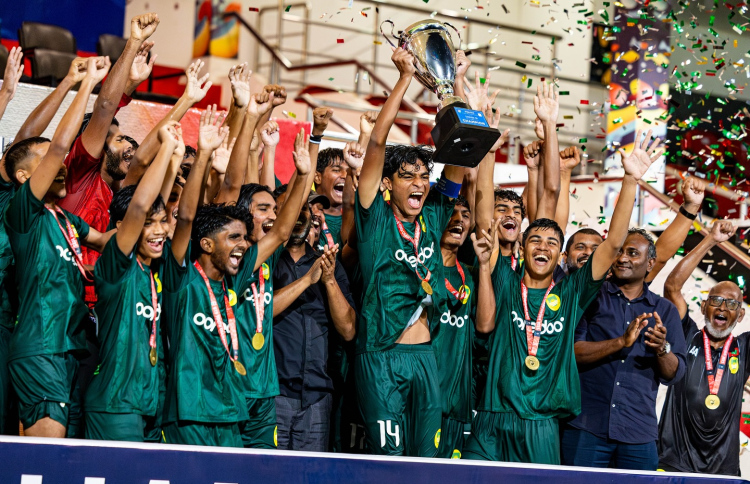 14 އަހަރަށްފަހު މާޒިޔާއަށް ޔޫތު ޗެމްޕިއަންޝިޕުގެ ތަށި