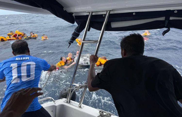 ލޯންޗަށް ޖެހީ ރާޅެއް، ދިޔަވާތީ އެންމެން ފުންމާލީ!