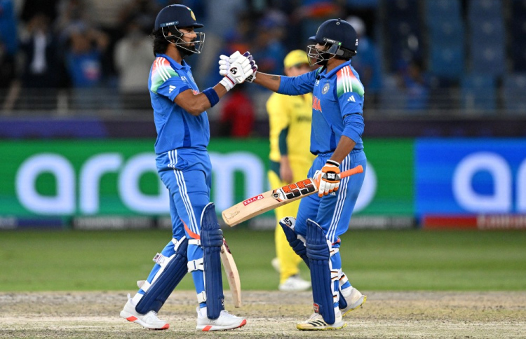 އޮސްޓްރޭލިއާ ބަލިކޮށް އިންޑިއާ ފައިނަލަށް