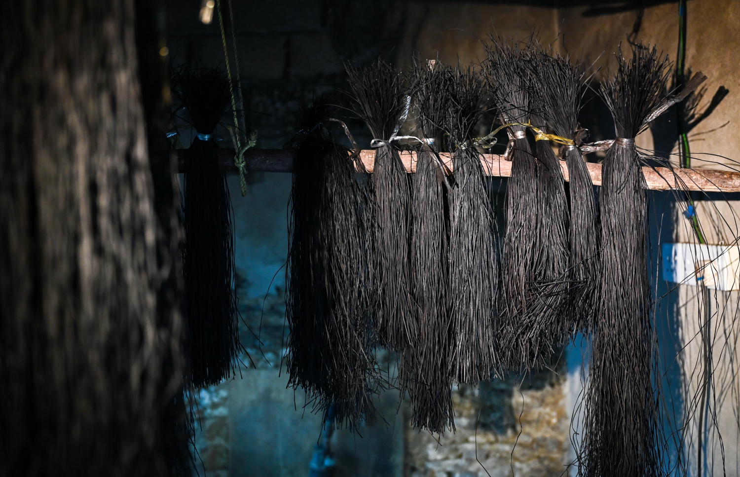 ތުނޑުކުނާ ވިޔަން ބޭނުންކުރާ ހާ ކައްކައި، ކަޅުކުލަ ޖައްސައި ހިއްކަން އަޅައިފައި.-- ފޮޓޯ: ފަޔާޒް މޫސާ | މިހާރު