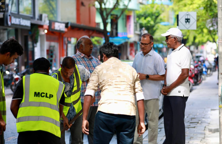 ކާނުތައް ސާފުކުރުމުގެ މަސައްކަތް މިނިސްޓްރީން ފަށައިފި