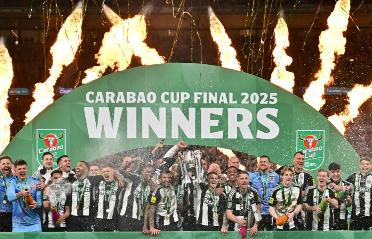 70 އަހަރަށް ފަހު ނިއުކާސަލް އަށް ފުރަތަމަ ތަށި