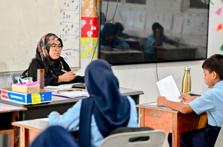 ދިވެއްސަށް ކޮށިވެ އިސްލާމް ވެސް އިނގިރޭސިން ކިޔަވާ ހިސާބަށް