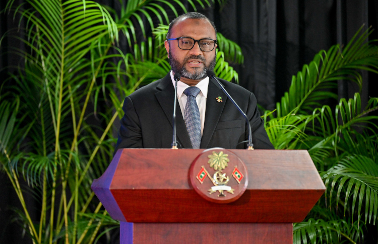 އުމްރާއަށް ނުގެންދިއުމުން އަސްކޮއިގެ ހުއްދަ ބާތިލްކޮށްފި