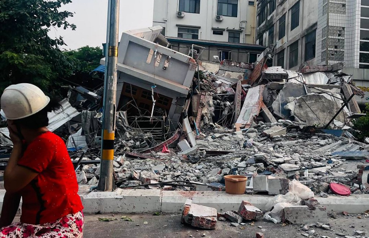 ބިންހެލުމުގައި މަރުވި އަދަދު 1،600 އިން މަތީގައި