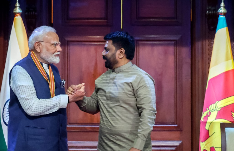 ކޮލަމްބޯ ޑޮކްޔާޑުގެ ކޮންޓްރޯލް އިންޑިއާ ސަރުކާރަށް